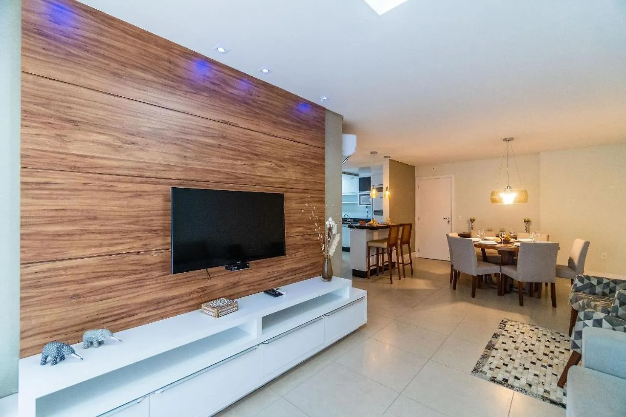 Boulevard Bombinhas - Apartamento Em Condo Com Piscina