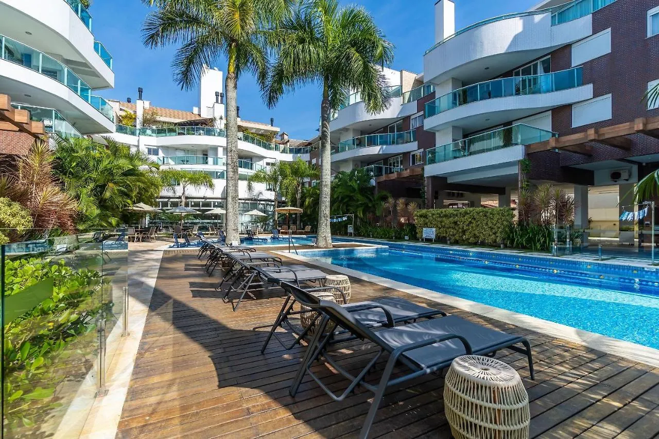 Apartment Boulevard Bombinhas - Apartamento Em Condo Com Piscina